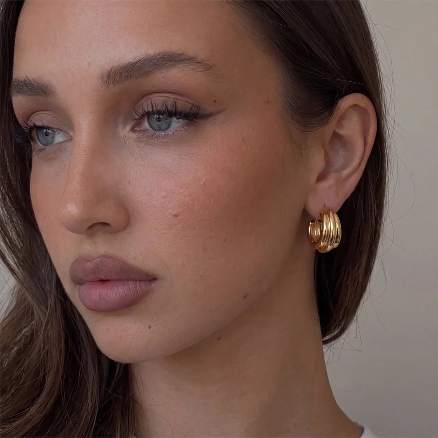 Gold Huggie Earrings - Ripple Ridged | Monrich
