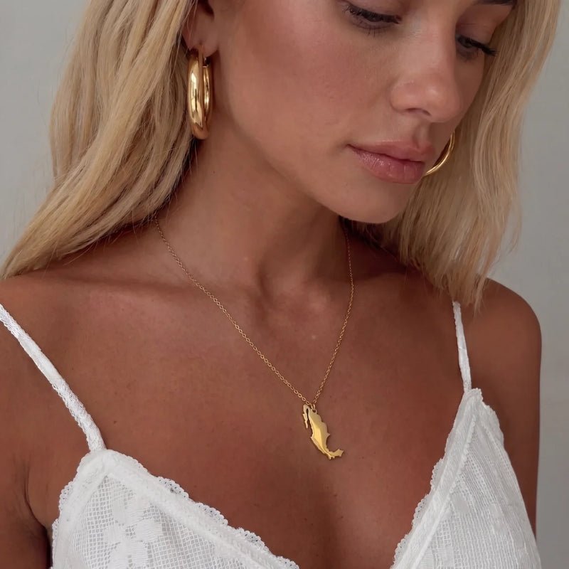 Map Necklace - Personalised Country Gold Pendant | Monrich