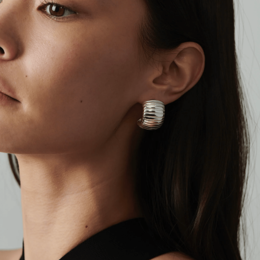 The Strata Hoops - View 5
